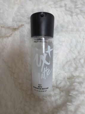 Mac Prep + Prime Fix+ Matte             100 ml / 3.4 oz